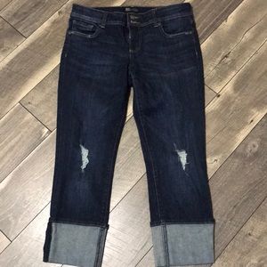 Kut from the Kloth distressed capri crop pants